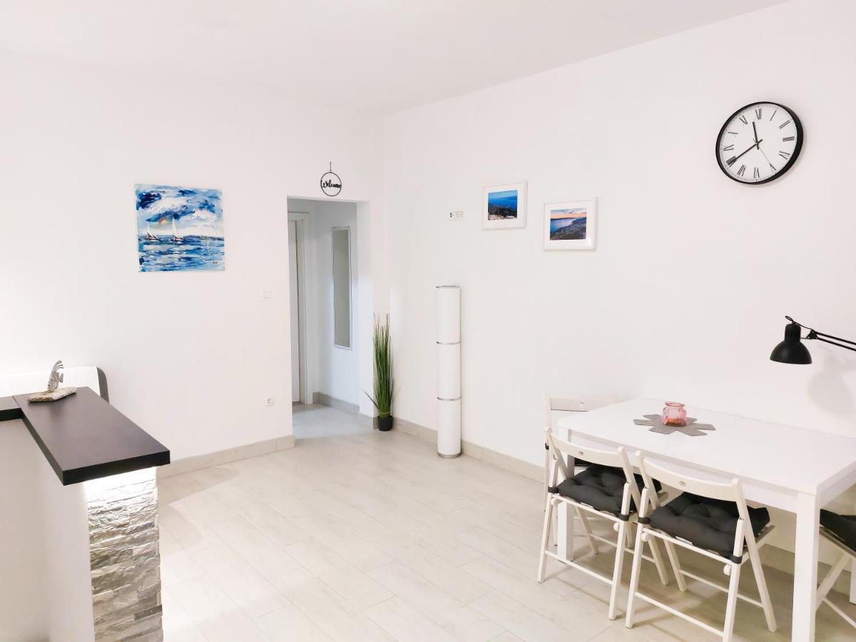 Apartment Bol - Sea, Sand And Happiness Eksteriør billede